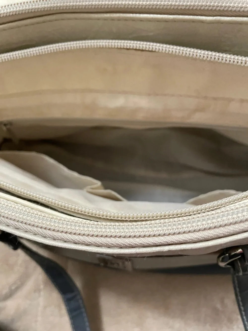 Stone & Co. Cream and Gray Structured Shoulder Tote - Picture 8 of 9